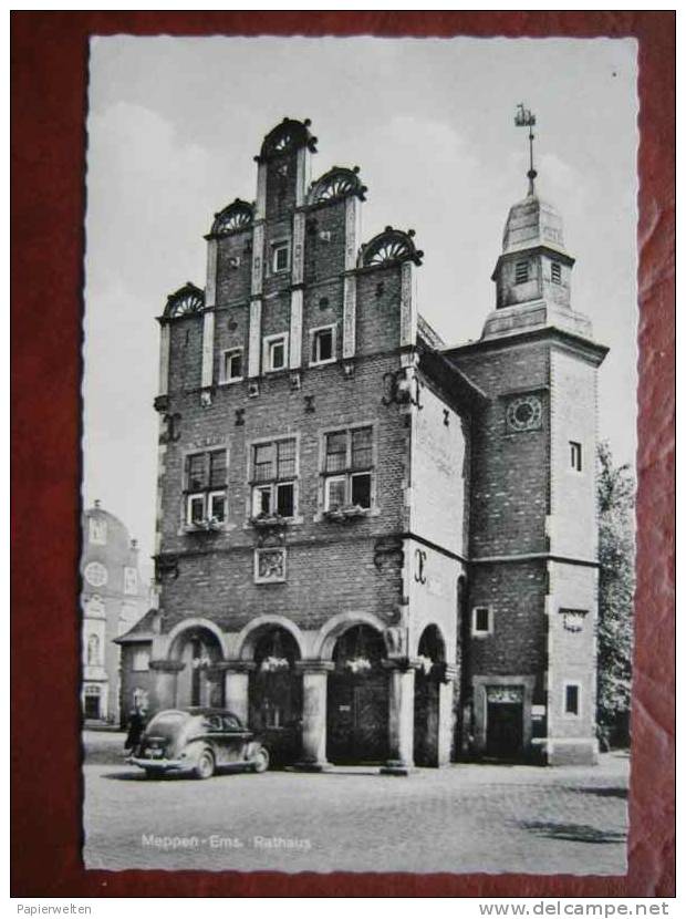 Meppen - Rathaus Auto! - Meppen