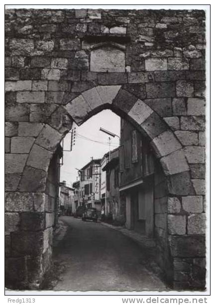 Montpezat De Quercy - Porte De La Ville - Montpezat De Quercy