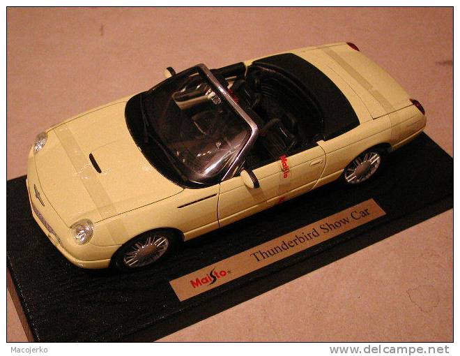 Maisto 31866, Ford Thunderbird Show Car 1:18 - Maisto