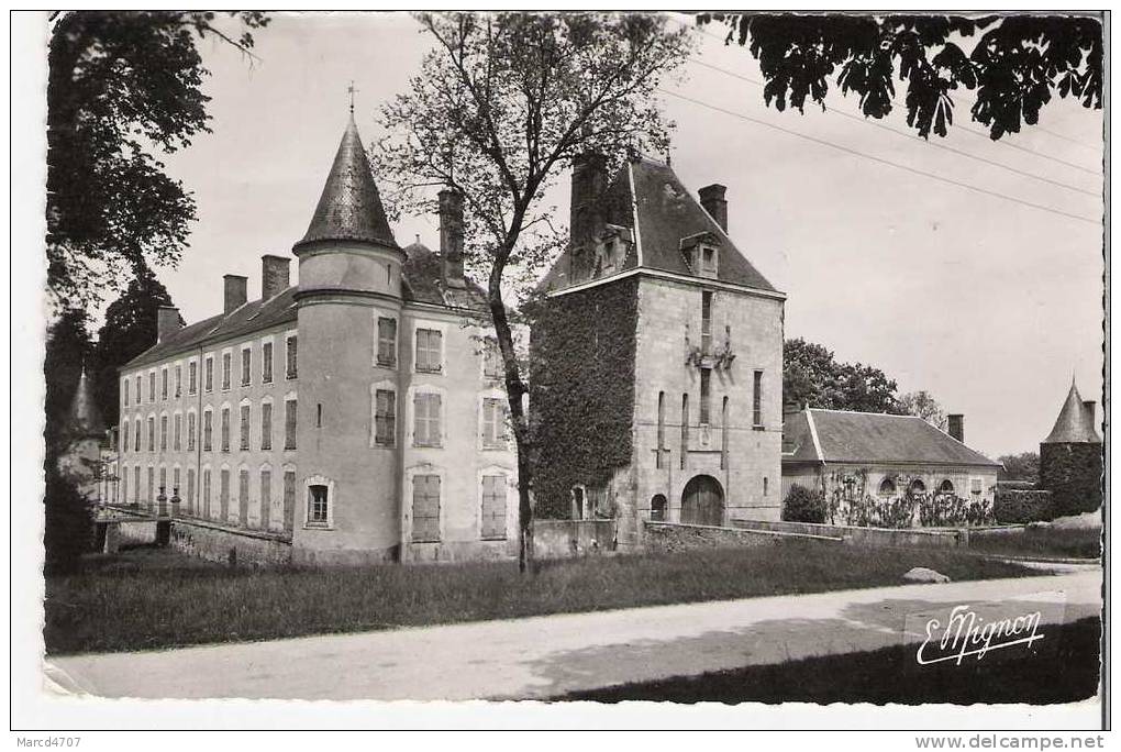 BEAUNE Le ROLANDE 45 Le Chateau De Saint Michel Editions De Luxe E Mignon Carte Dentelée Véritable Photo - Beaune-la-Rolande