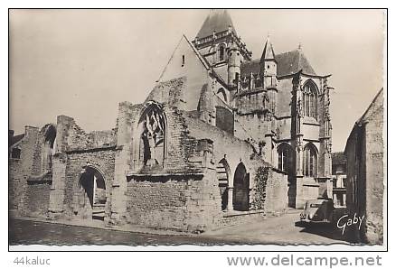 ECOUCHE Eglise Notre Dame Transept Et Choeur Du XVIe S; En Avant Subsistent Les Ruines De L´ancienne église - Ecouche