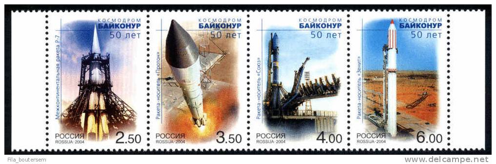 RUSSIA - RUSSIE : 01-12-2004 (**) Set 4v Se-tenant  : Baikonur Cosmodrom - Russie & URSS