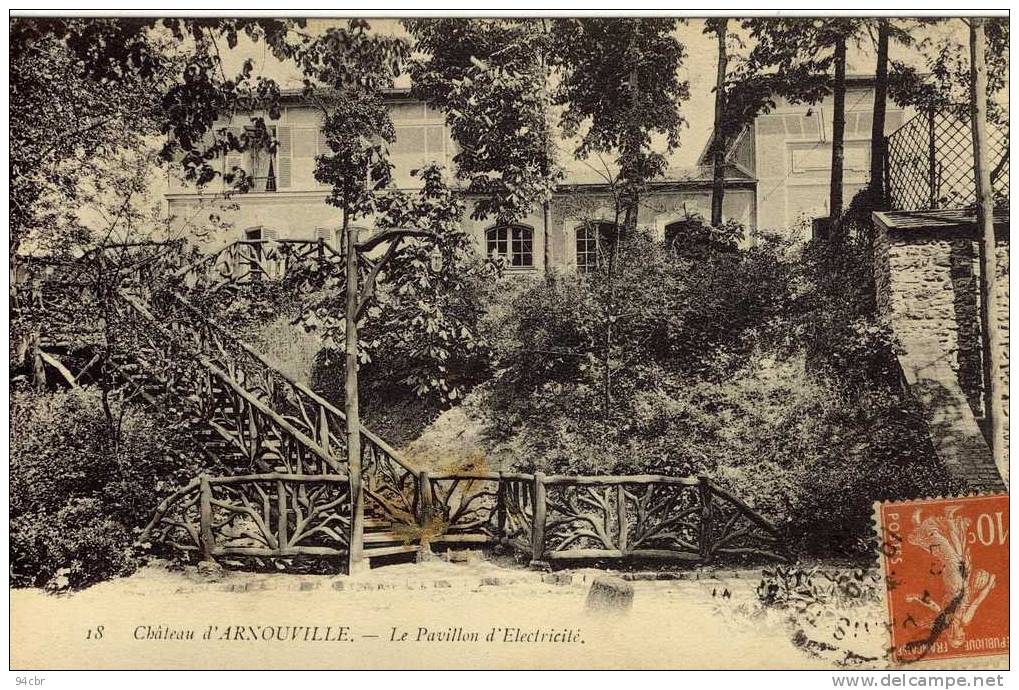 CPA. (95)     ARNOUVILLE LES GONESSES  Le Chateau Le Pavillon D Electricité - Arnouville Les Gonesses