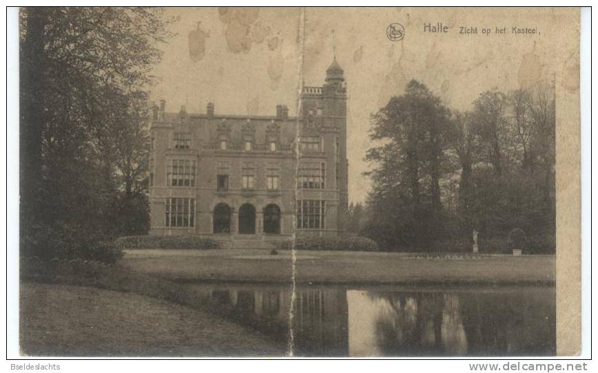 Halle Zicht Op Het Kasteel - Halle