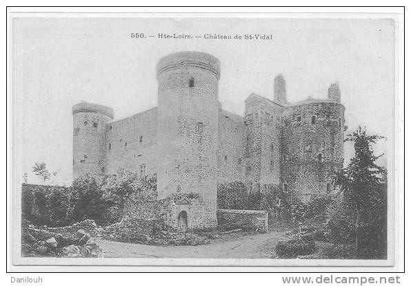 43 // CHATEAU DE SAINT VIDAL 550 - Retournac