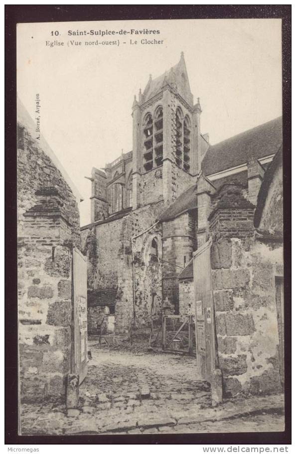 Saint-Sulpice De Favières : Eglise (vue Nord-ouest), Le Clocher - Saint Sulpice De Favieres