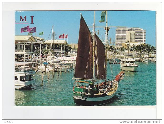 MIAMI - BAYSIDE  : Boat Tours, Entertainment, Dining, All Downtown Miami   - Carte Double - Miami Beach