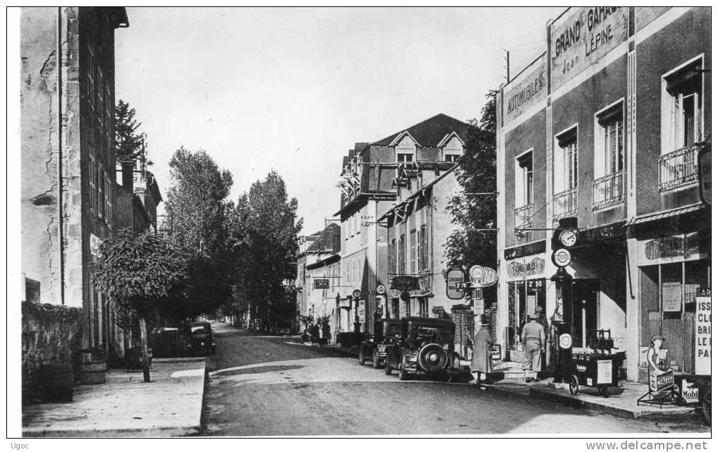 CPA -15 - MASSIAC - Route Nationale Et Allée Des Peupliers - 488 - Autres & Non Classés