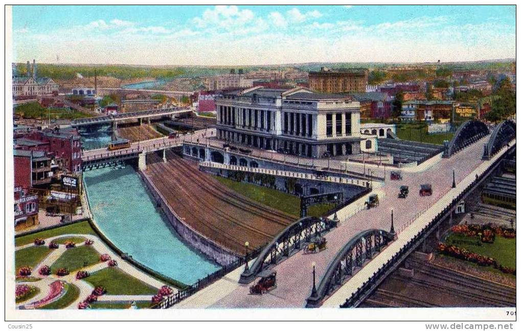 ETATS UNIS - BALTIMORE - Bird´ S Eye View Of Saint Paul Street Bridge And Pennsylvania Station - Edit : I & M - Baltimore