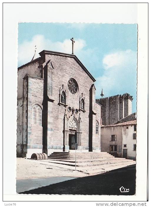 SAUGUES - L' Eglise - N°  3 - Saugues