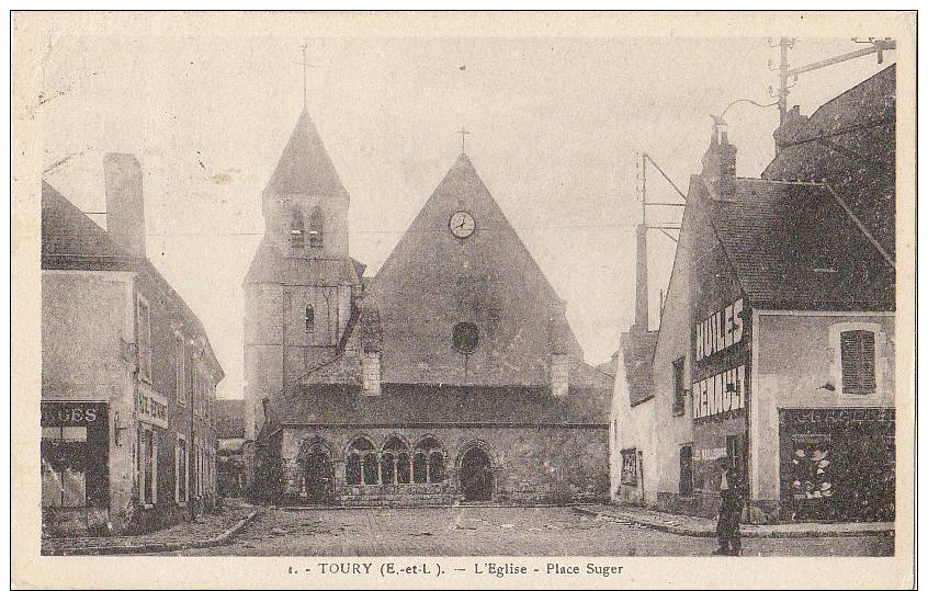 CPA 28 TOURY L' Eglise Et La PLace Suger Commerces Publicité Huiles Renault 1942 - Autres & Non Classés