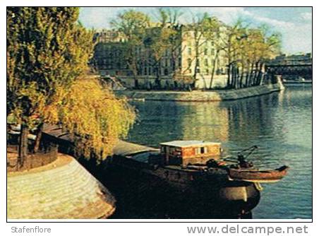 BINNENSCHIP IN PARIJS   POINTE DE L´ILE SAINT LOUIS - Houseboats