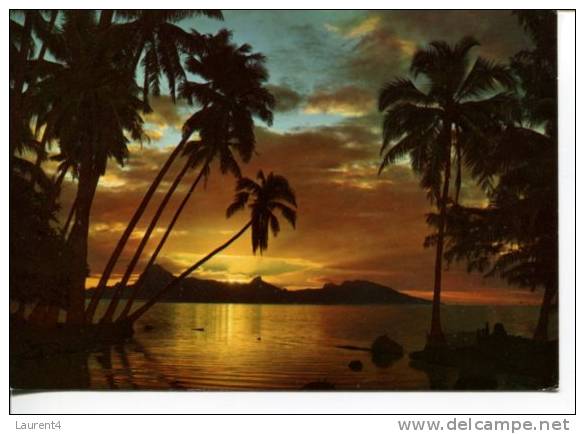 (210) - Sunset Over Moorea Island - Französisch-Polynesien