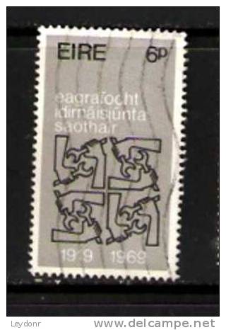 Ireland - ILO Emblem - Scott # 272 - Other & Unclassified