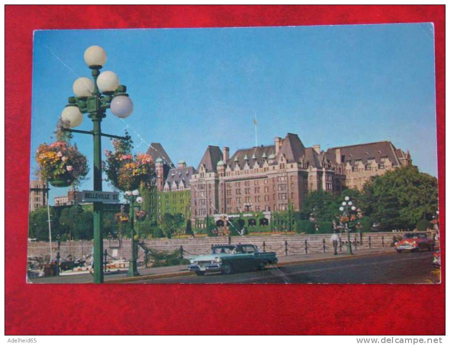 Victoria B.C. Flower Baskets And Empress Hotel Voiture Auto - Victoria