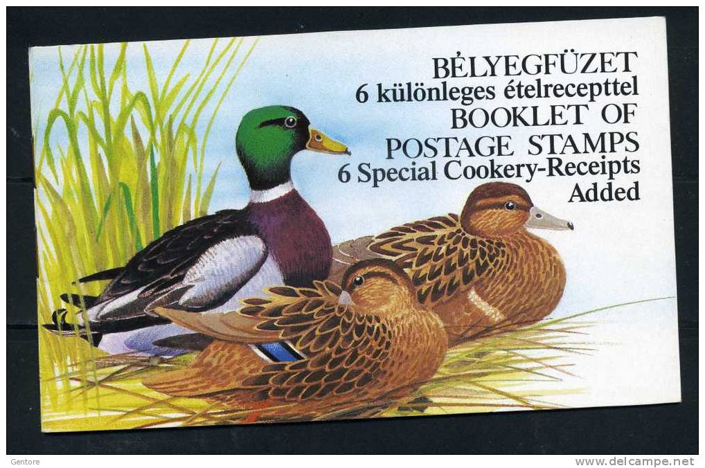 HUNGARY 1988 Carnet 6 Pages (Hungarian And English ) With 2 Blocks Of 10 Yvert Cat 3173-74 Perfect Condition - Entenvögel