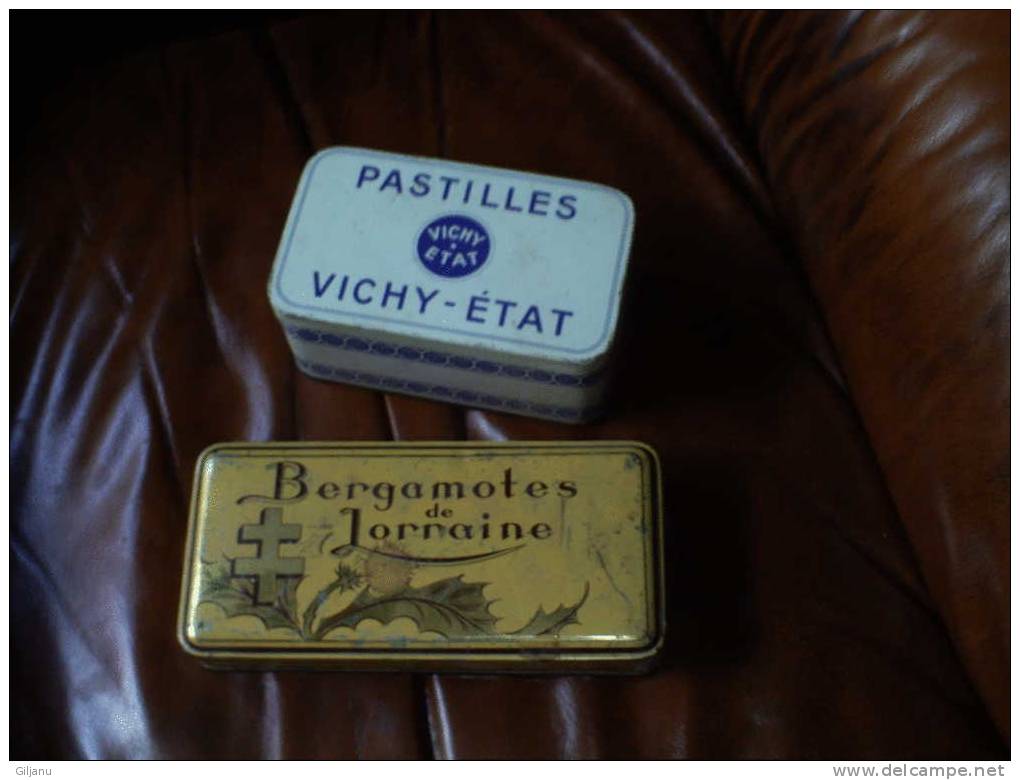 2 ANCIENNES BOITES FER  PASTILLES VICHY ETAT ET BERGAMOTES DE LORRAINE - Boîtes