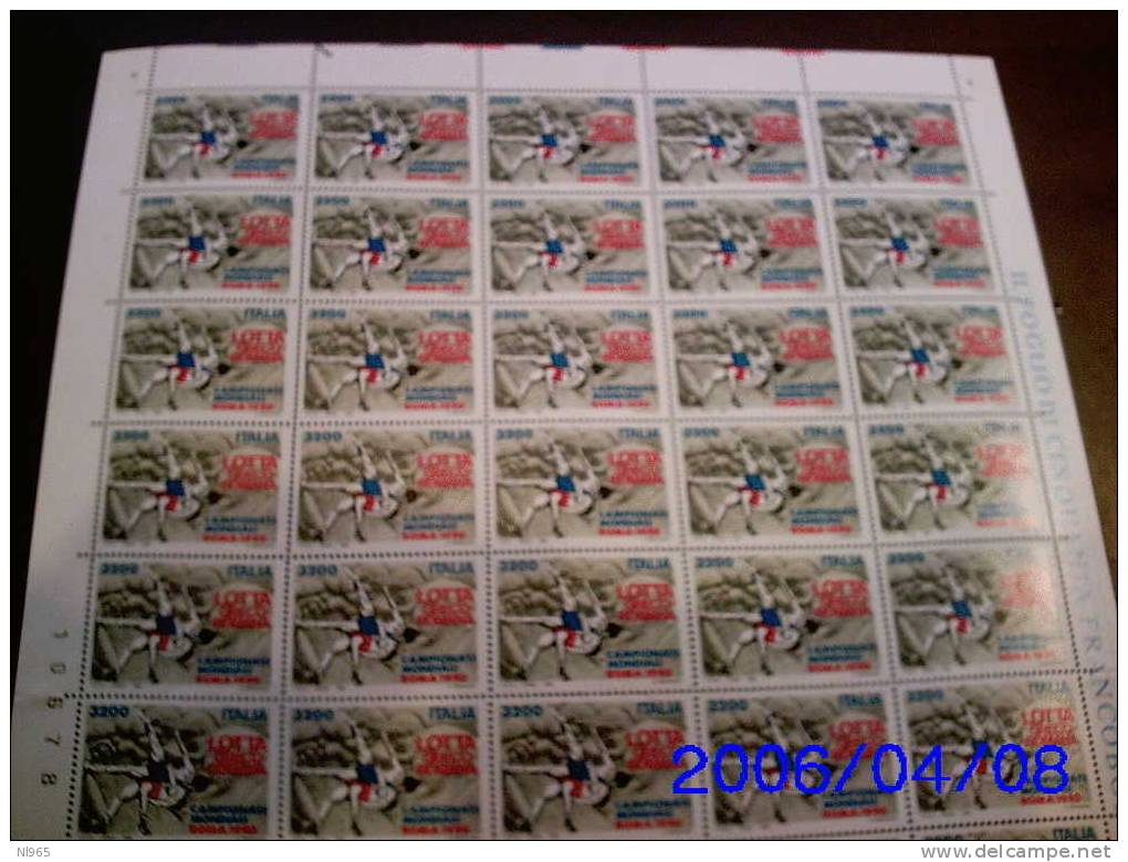 REPUBBLICA ITALIANA - ITALY - ANNO 1990 - SPORT LOTTA GRECO ROMANA   -  FOGLIO INTERO ** MNH - Hojas Completas