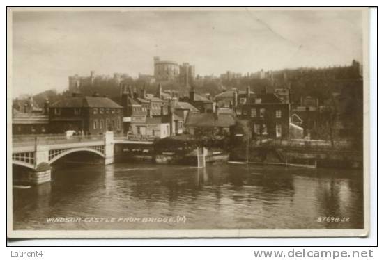 (176) Old England Postcard - Windsor Castle - Windsor Castle