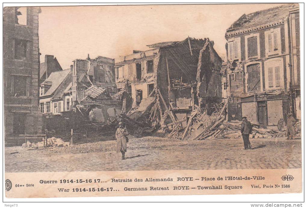 Cpa Du 80 - Roye - Guerre De 1914-15-16-17 - Retraite Des Allemands - Place De L'Hôtel De Ville - Roye