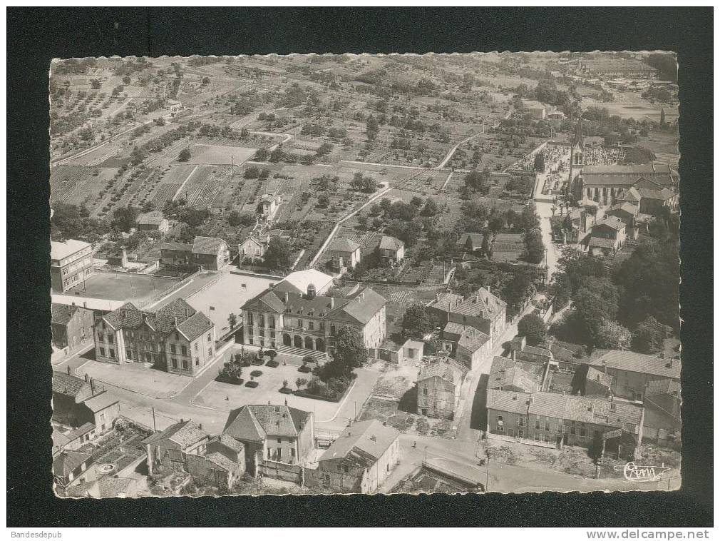 CPSM - Ars Sur Moselle (57) - Vue Aérienne - La Mairie ( COMBIER CIM 26253) - Ars Sur Moselle