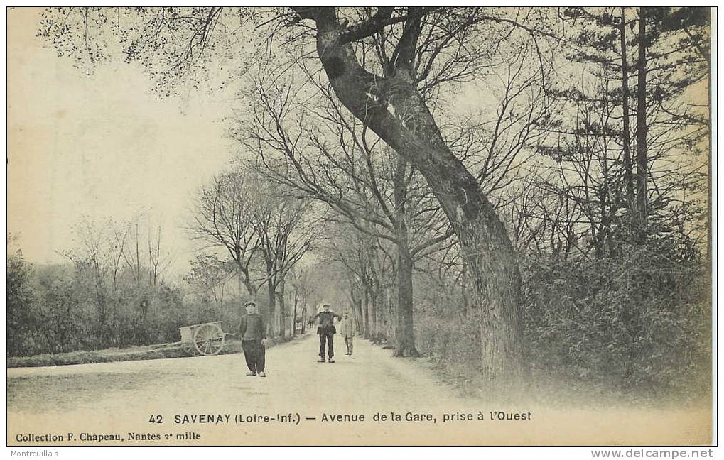 SAVENAY (44) Avenue De La Gare, Prise De L'ouest, écrite, Non Timbrée - Savenay