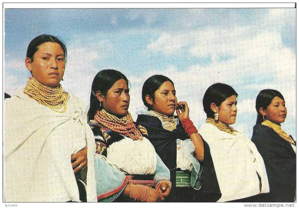 OTAVOLO,ECUADOR,SUD AMERICA-representantes De La Raza Otavalena , En La Tradicional Fiesta Del Maiz Y La Jora - Ecuador