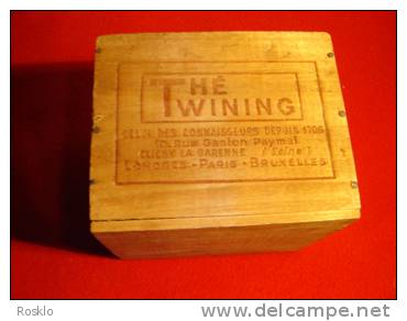 BOITE EN BOIS  PUBLICITAIRE / THE TWINING / 14X14X11.5CM  /  BEL  ETAT - Dosen