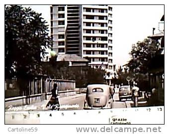 REGGIO EMILIA VIALE RISORGIMENTO ANIMATA AUTO CAR AUTOMOBIL N1960 CH816 - Reggio Nell'Emilia