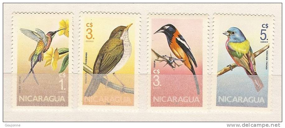 NICARAGUA    Oiseaux  1407 1410** - Kolibries