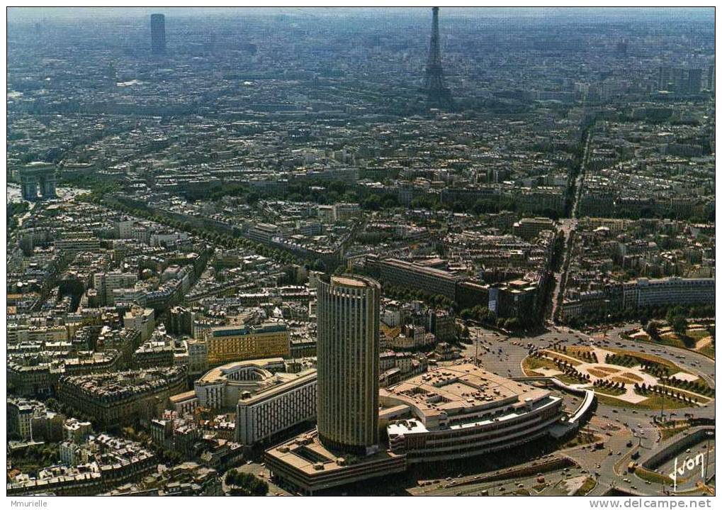 PARIS-La Place De La Porte Maillot L'Arc De Triomphe La Tout Eiffel La Tour Montparnasse Centre Internation De Paris-MB - Autres & Non Classés