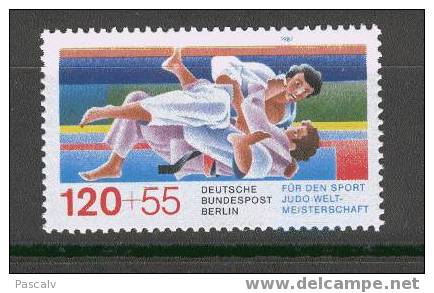 BERLIN Yvert 739 Timbre Neuf Sans Charnière ** MNH Judo - Judo