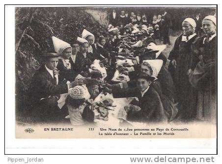 29 EN BRETAGNE * Une Noce De 1500 Personnes Au Pays De Cornouaille - La Table D'honneur * Belle CPA Animée 1916 - Réceptions
