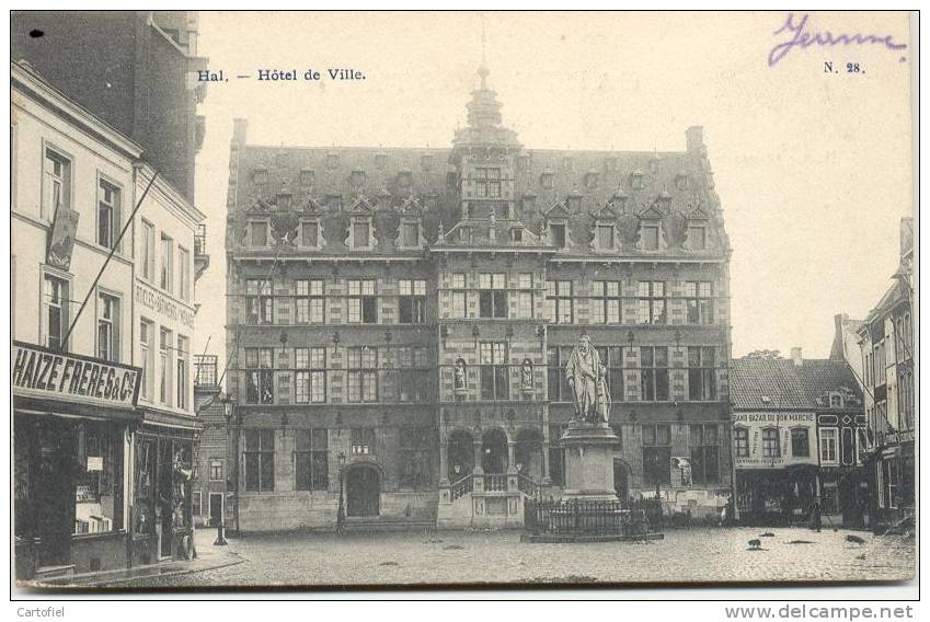 HALLE- HOTEL DE VILLE - Halle