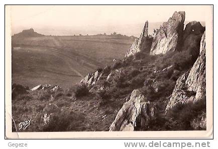 29 Chateauneuf-du-Faou  Dans La Montagne Près De Laz CPSM - Châteauneuf-du-Faou