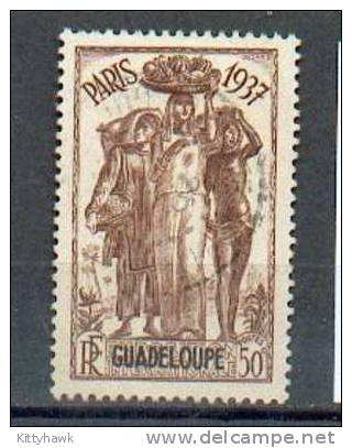 GUAD 185 - YT 136 * - Unused Stamps