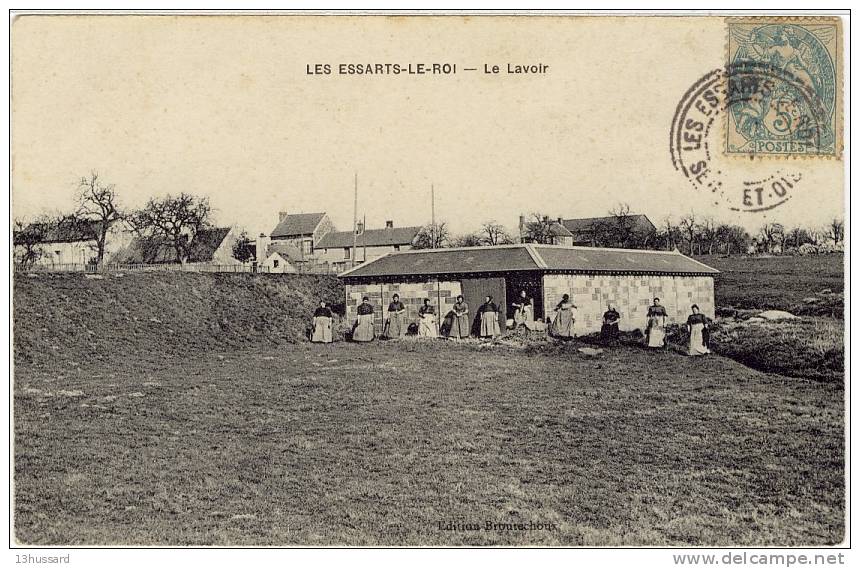 Carte Postale Ancienne Les Essarts Le Roi - Le Lavoir - Métiers, Laveuses, Lavandières - Les Essarts Le Roi