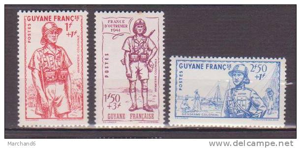 COLONIES.GUYANE.N°169/171.DEFENSE DE L EMPIRE.*neuf Et Charniere 170 Avec Trace De Rousseur - Autres & Non Classés