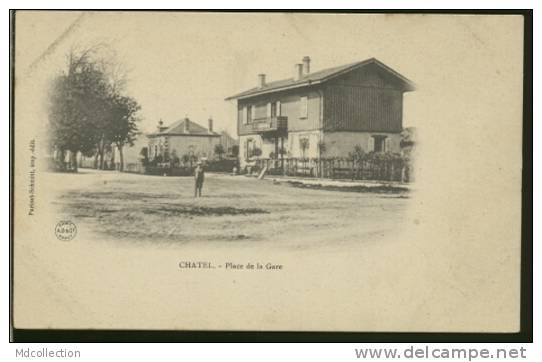 88 CHATEL SUR MOSELLE   /   Place De La Gare    / - Chatel Sur Moselle