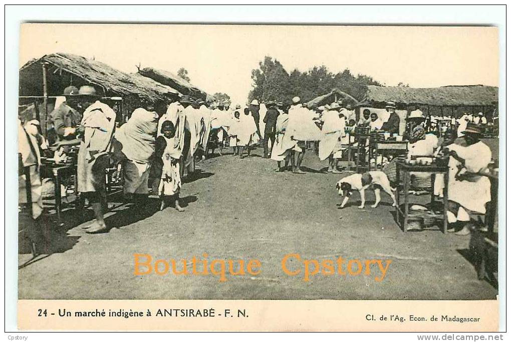 MARCHE Indigène à ANTSIRABE - Dos Scané - Marktplaatsen