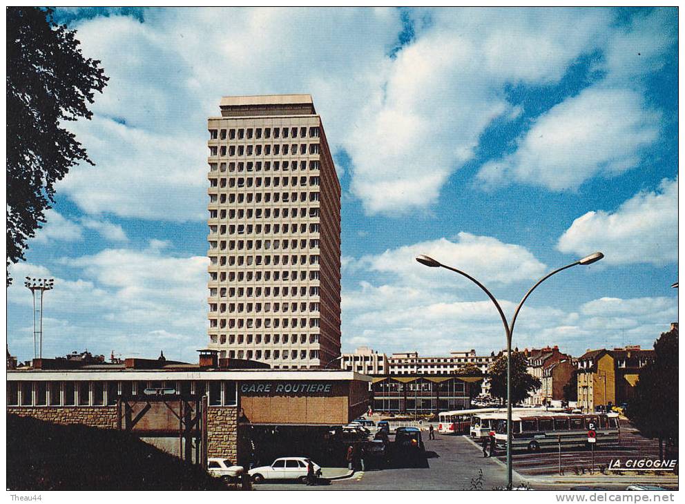 ¤¤ RENNES - La Gare Routière -  Bus - Autocar     ¤¤ - Rennes