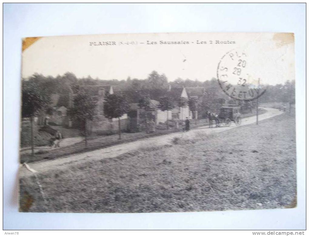 Cpa 78 Yvelines Plaisir Les Saussaies Les 2 Routes - Plaisir