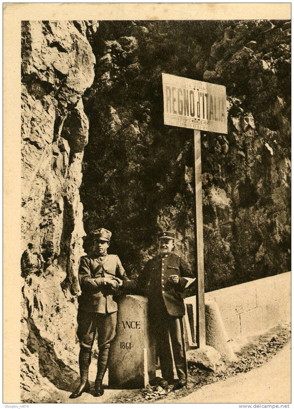 FRONTIERA  ITALIANA..PONTE ST-LUIGI...FRANCAIS ET ITALIEN.....CPA ANIMEE.... - Douane