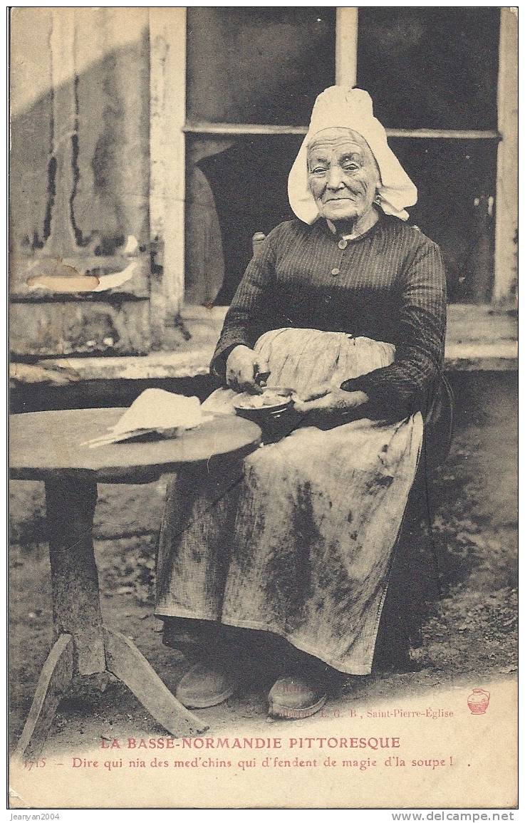 CPA La Basse Normandie Pittoresque Femme Préparant La Soupe Coll. LGB Saint Pierre Eglise - Saint Pierre Eglise