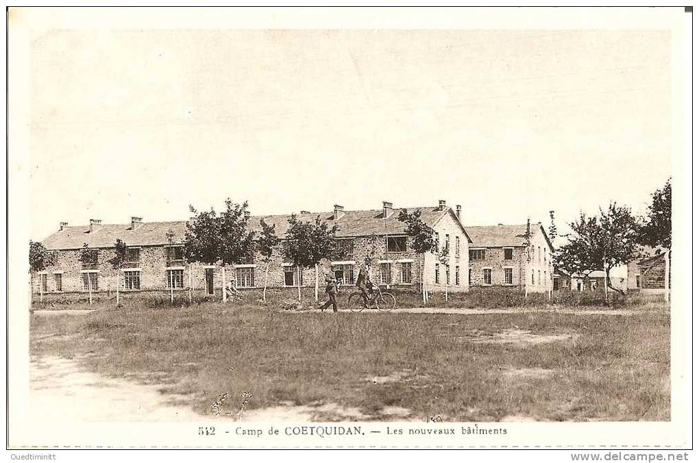 Camp De Coëtquidan , Les Nouveaux Bâtiments. - Guer Coetquidan