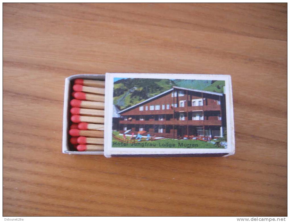 Boîte D´allumettes SUISSE Serie Land, EZ "Hotel Jungfrau - Lodge Mürren" (grattoir Uni, Dos Nu) - Boites D'allumettes