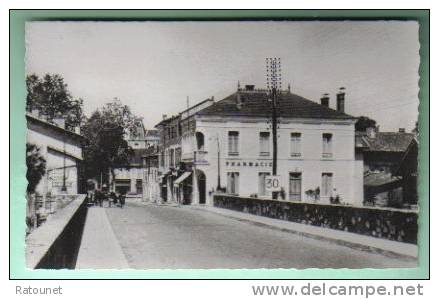 [40] Landes > TARTAS - CPSM 12 - Le Pont Et Rue Neuve - éd Chatagneau / Ribot * PHARMACIE - Tartas