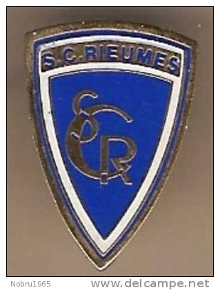 Pin´s RUGBY S.C RIEUMES SPORTING CLUB RIEUMOIS (31370) - Rugby