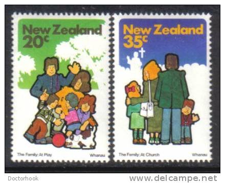 NEW ZEALAND  Scott #  726-9**  VF MINT NH - Nuevos