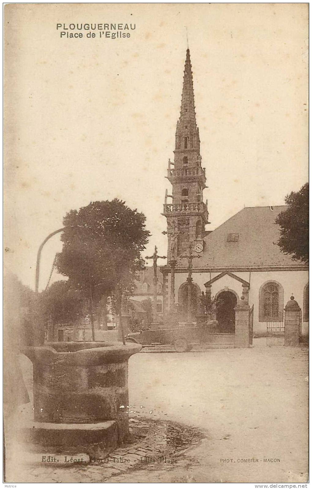 PLOUGERNEAU      -      Place De L'Eglise. - Plouguerneau